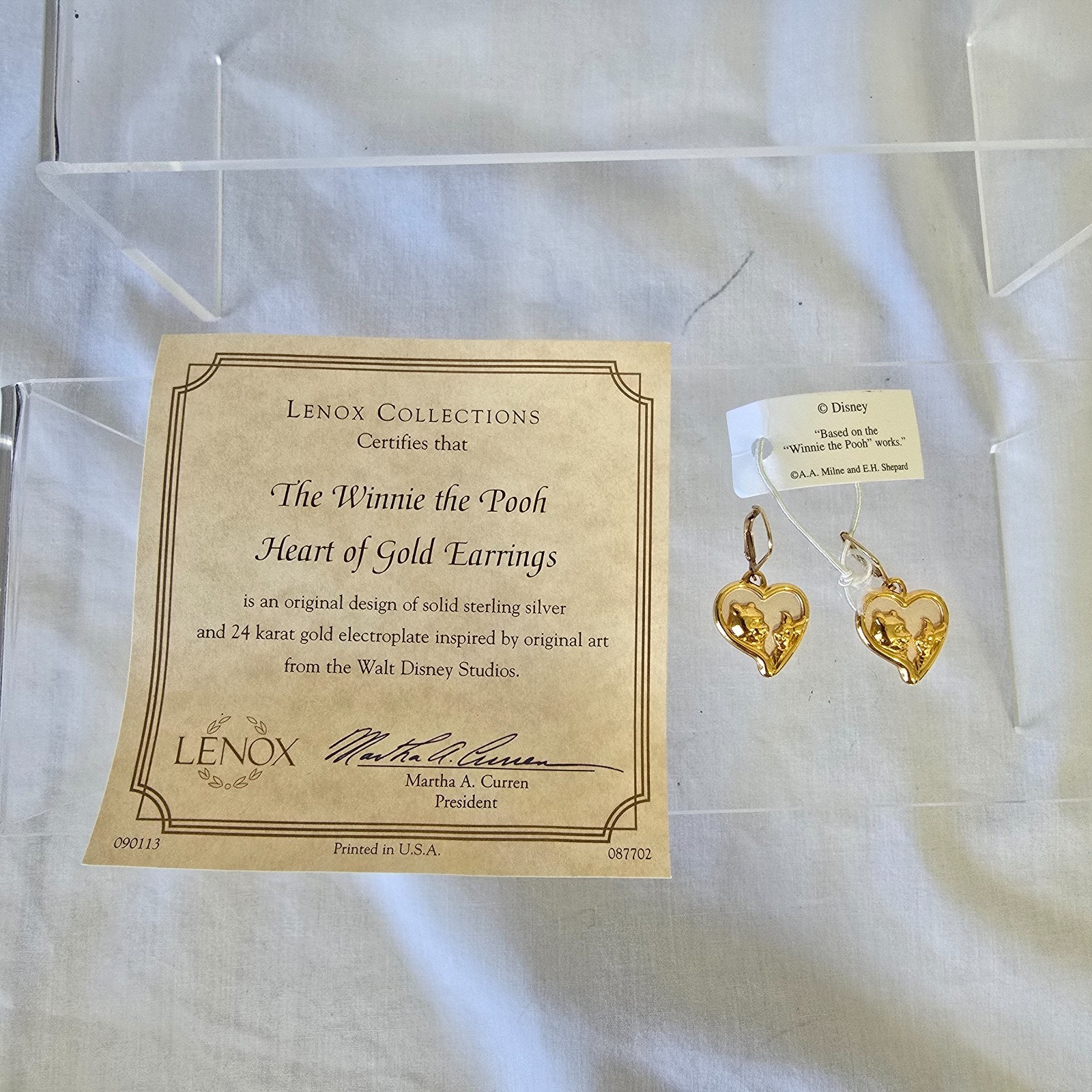 Lenox Winnie The Pooh Heart Of Gold Pendent Necklace & Earrings 24k Gp Sterling — image 2 of 8